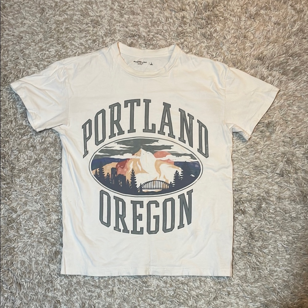 Portland Oregon Graphic T-Shirt - Cream